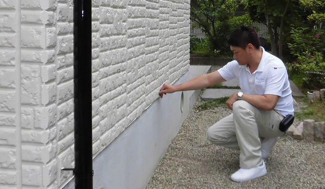 奈良の香芝市の株式会社ヨネヤの外壁塗装と屋根塗装の現地調査